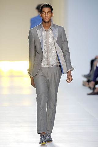 Costume National / - 2009